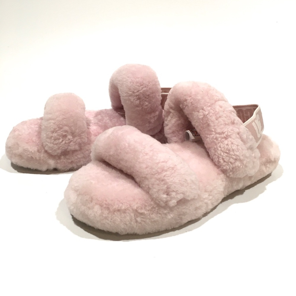 UGG Oh Yeah Fuzzy Sandal Slipper -Seashell Pink Sheepskin -Kids US 1 -NEW